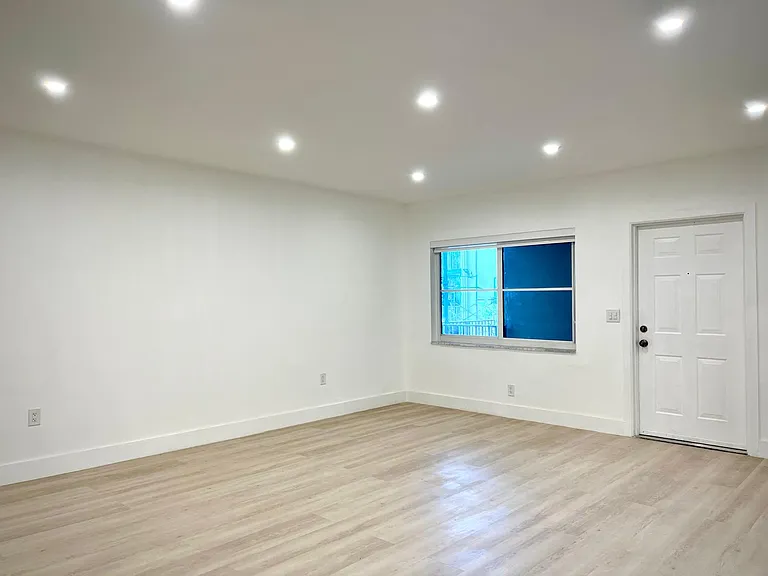 2200 S Ocean Dr #214 — Photo 6