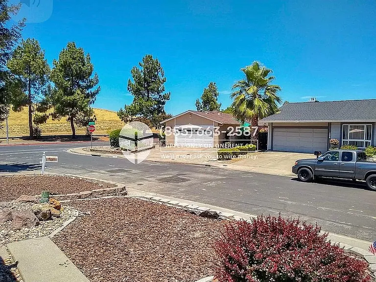 Swallowtail Rd — Photo 19