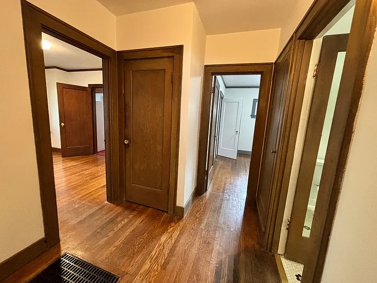 3834 NE Senate St — Photo 16