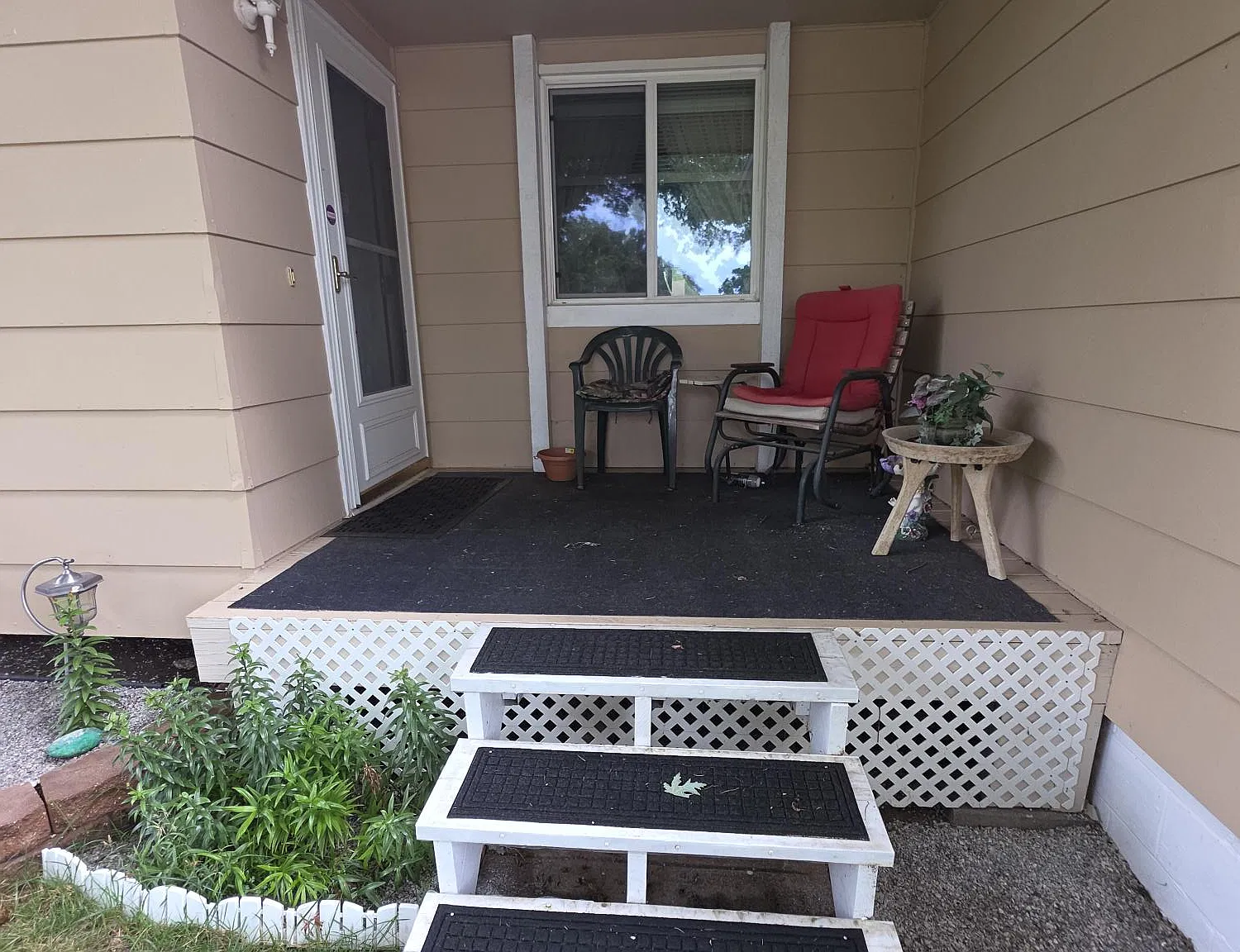 3 bed, 1800 sqft, $1,535 — Photo 2
