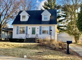 105 2nd St, Downers Grove, IL 60515