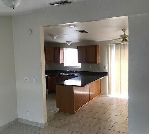 3rd image of 1214 Fontana St E