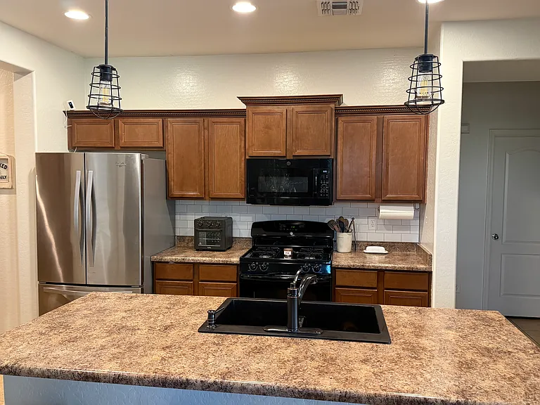 18608 W Lupine Ave — Photo 4