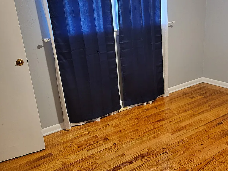 2836 Mersington Ave — Photo 9