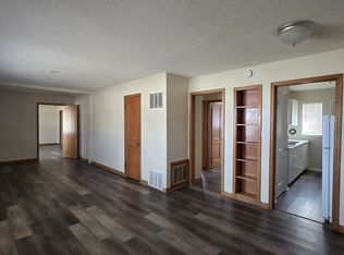 722 S Hunter St, Wichita, KS 67207