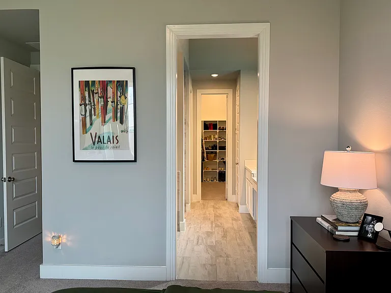 711 Markham Dr — Photo 19