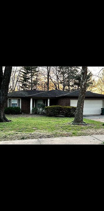 1st image of 327 E Village Dr