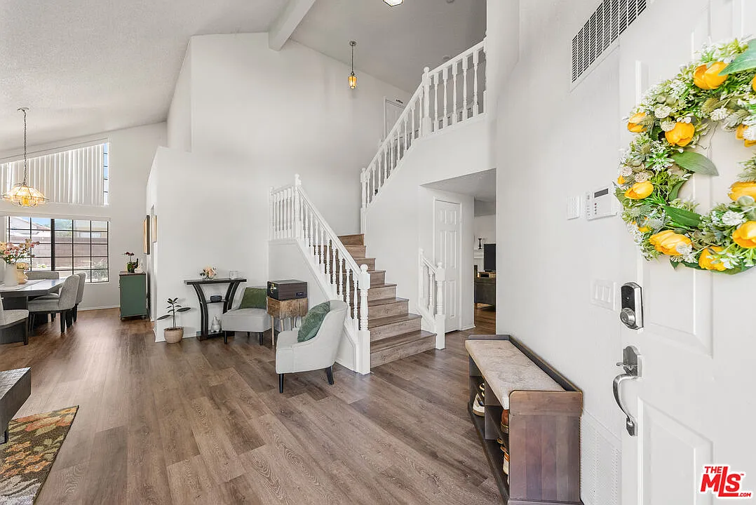 4 bed, 3.0 bath, 2279 sqft, $4,250 — Photo 3