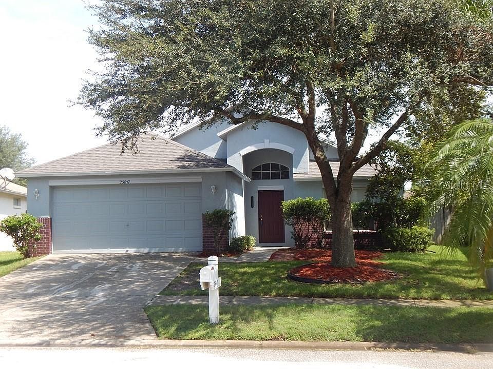 1st image of 25041 Hyde Park Blvd