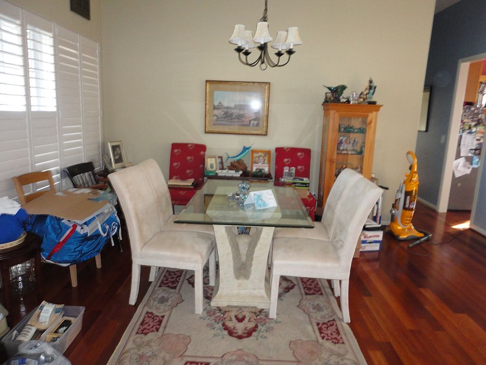 2nd image of 937 Cloverfields Dr