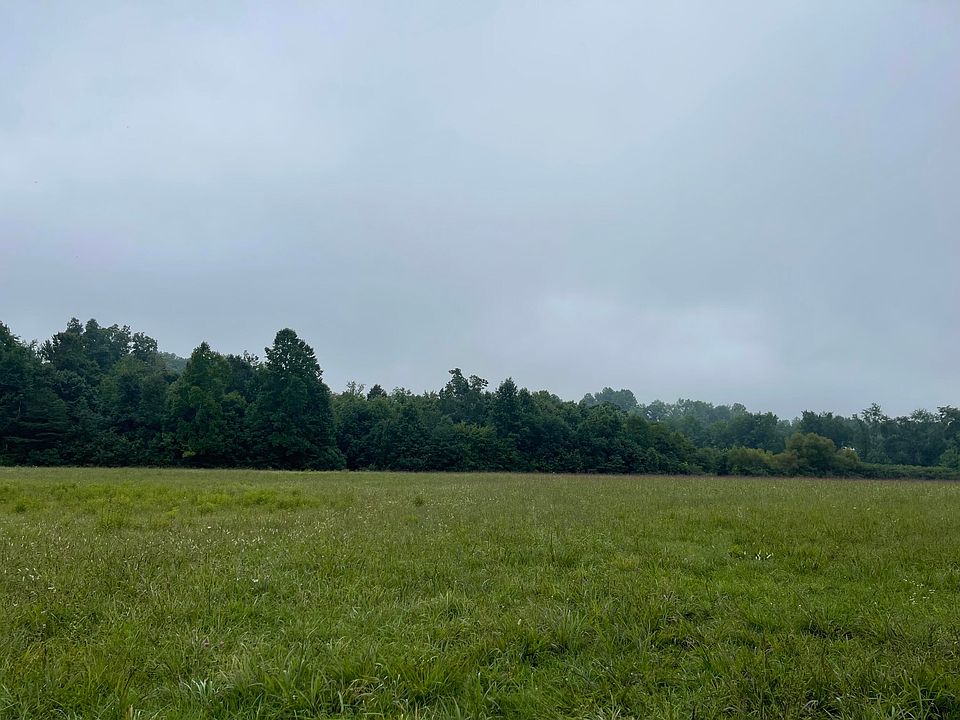 2nd image of 14A Nora Belle Rd