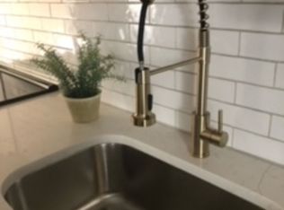 2 Strebor Rd APT 1, Sparrows Pt, MD 21219