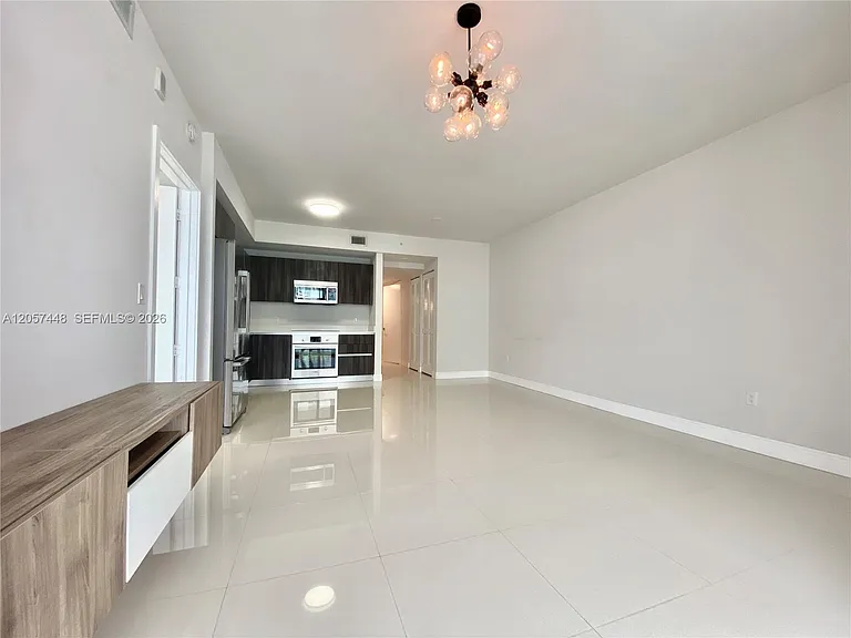 488 NE 18th St #4103 — Photo 7