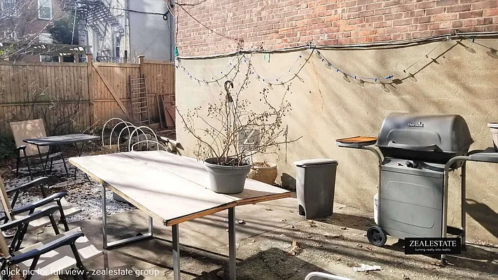 Rented by ZealEstate Group Inc | media 19