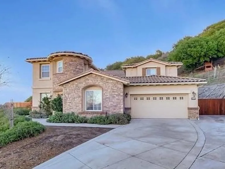 1111 Hawkshead Cir — Photo 1