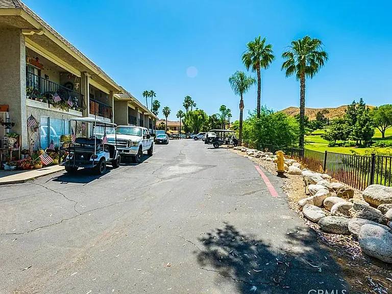 31850 Railroad Canyon Rd — Photo 23