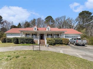 290 Lyons Bridge Rd SW, Lindale, GA 30147