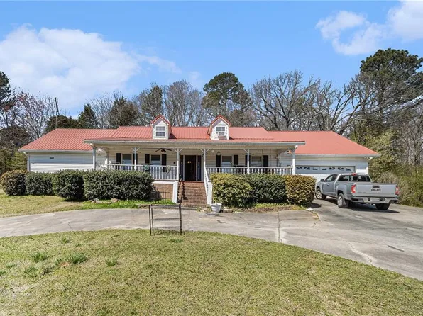 290 Lyons Bridge Rd SW, Lindale, GA 30147