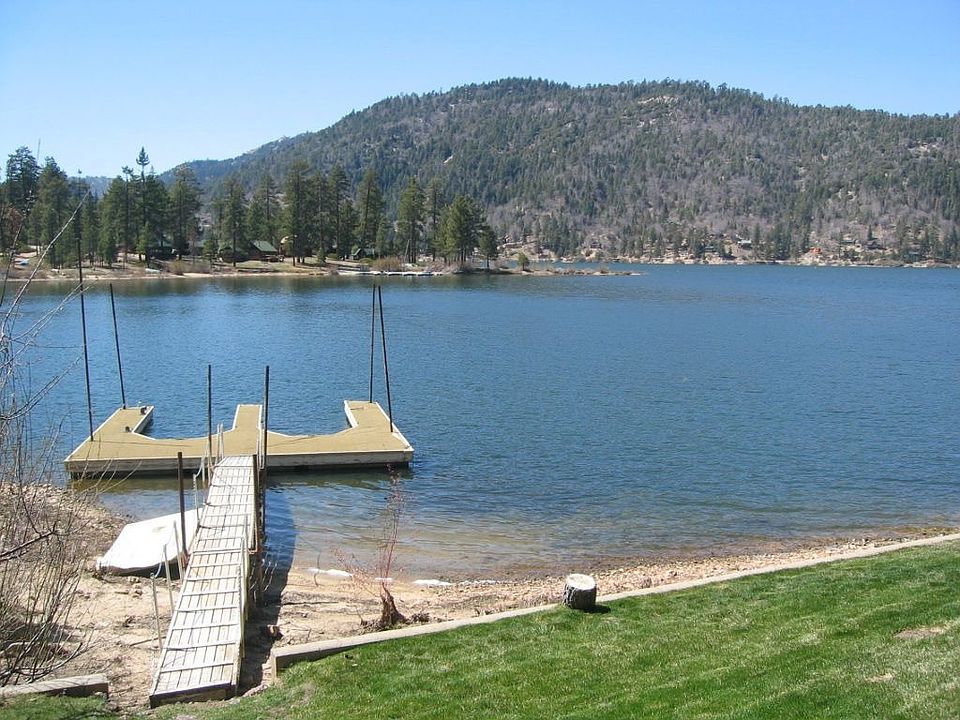 Deep water lakefront with 2 slip dock