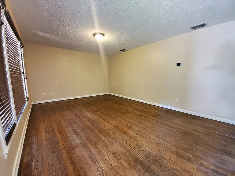 2340 Gish Ln — Photo 12