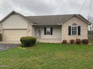 94 Lakyn Dr, Crossville, TN 38571
