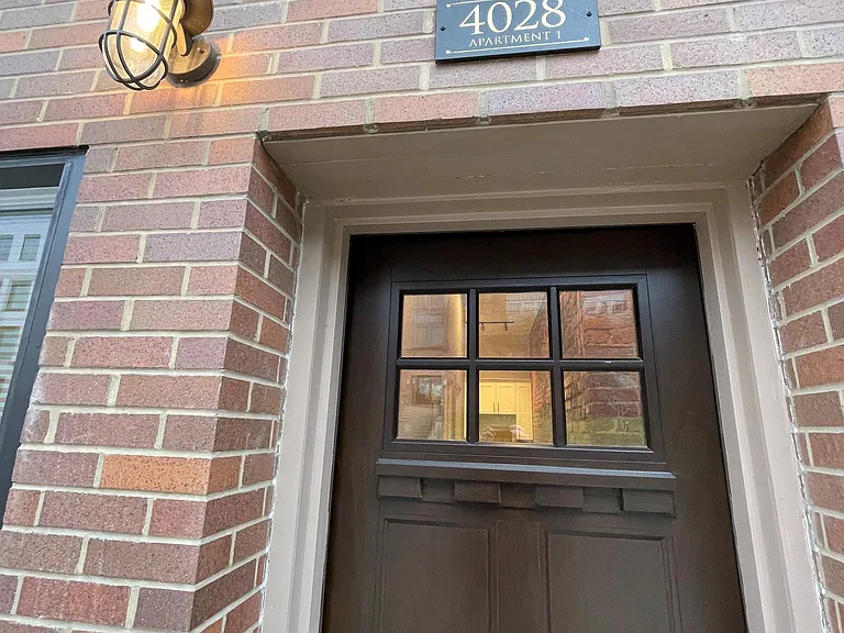 4028 Liberty Ave — Photo 47