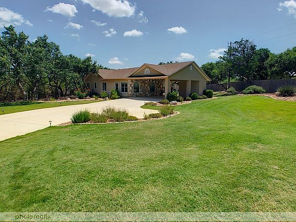 2nd image of 841 Crossbow Dr