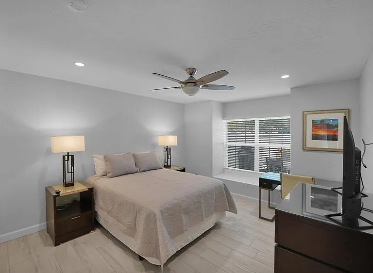 6349 N 78th St #89 — Photo 15