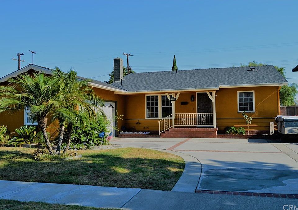 1st image of 3134 W Vallejo Dr