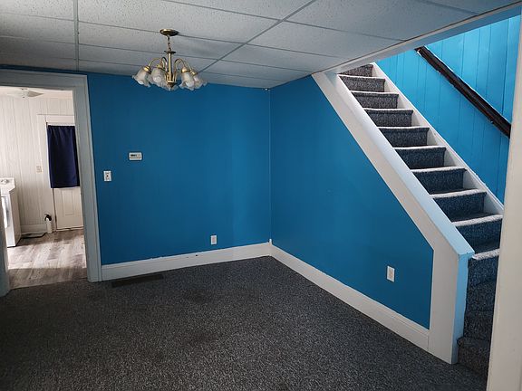 5th image of 425 E Greene St