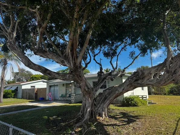 1410 NW 1st Court, Boynton Beach, FL 33435