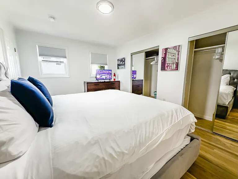235 Cardinal Medeiros Ave #1 — Photo 12
