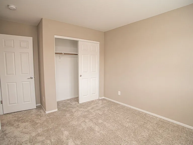 9 Alamere Falls Dr — Photo 23