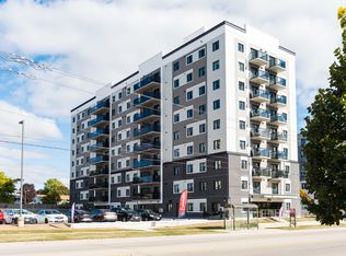 595 Strasburg Rd #806, Kitchener, ON N2E 4J1