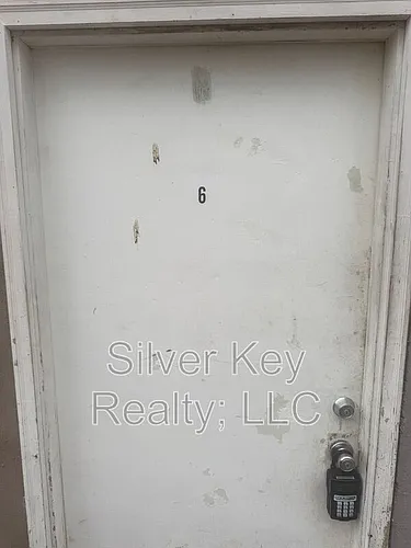 107 Forrest Ave Photo 1