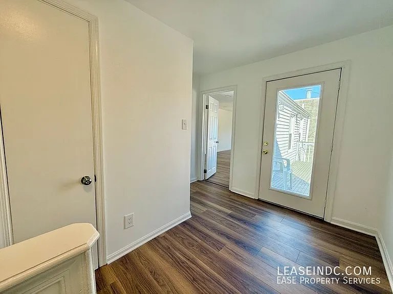 513 N St NW — Photo 22