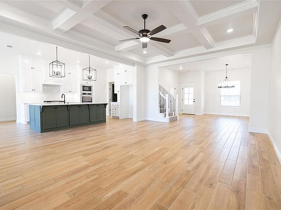 6th image of this home