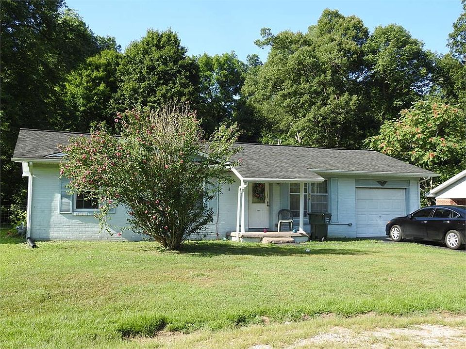 1st image of 318 Alvey Dr
