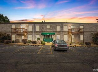 4351 Chateau De Ville Dr APT H, Saint Louis, MO