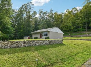 207 Bull Mill Rd, Chester, NY 10918