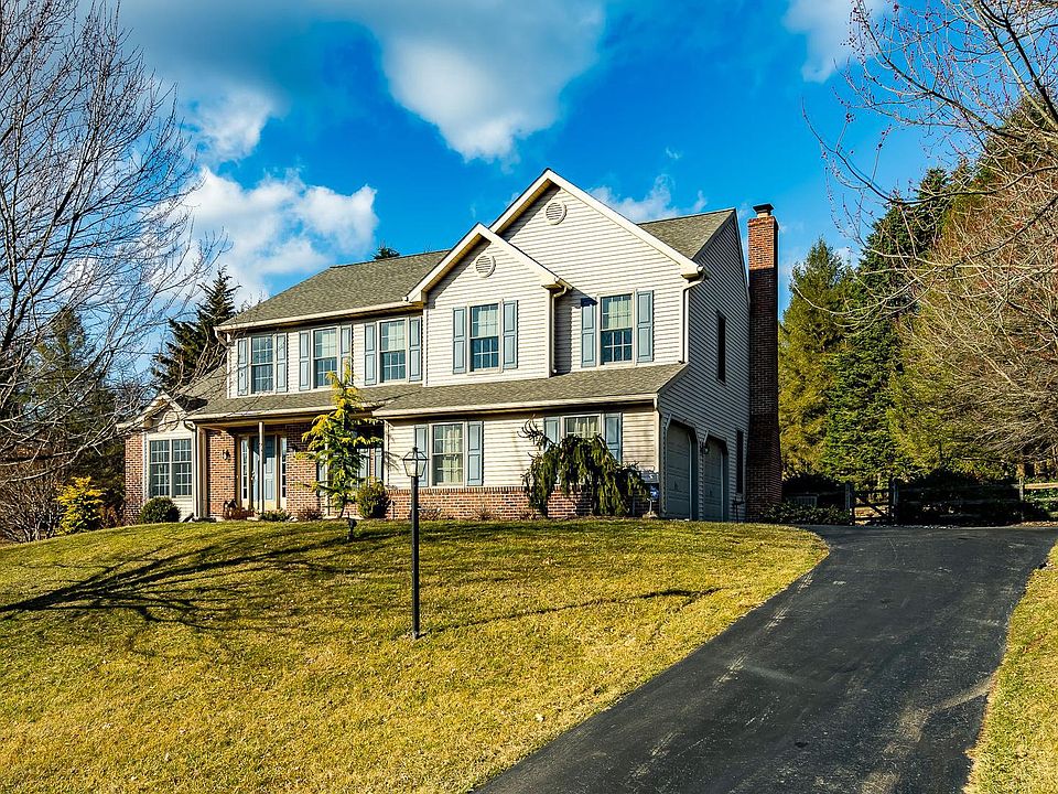 1st image of 93 N Iroquois Ln