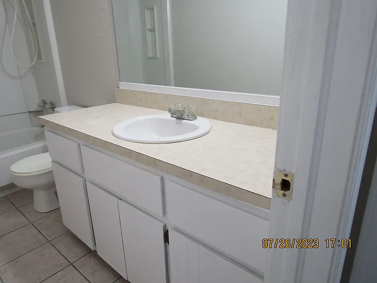 5406B NW Sir Brian Ave — Photo 36