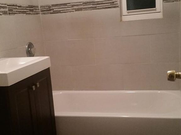 3rd image of 14939 118th St