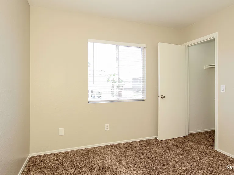 11706 W Poinsettia Dr — Photo 8