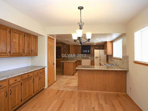 4th image of 430 Trenier Dr