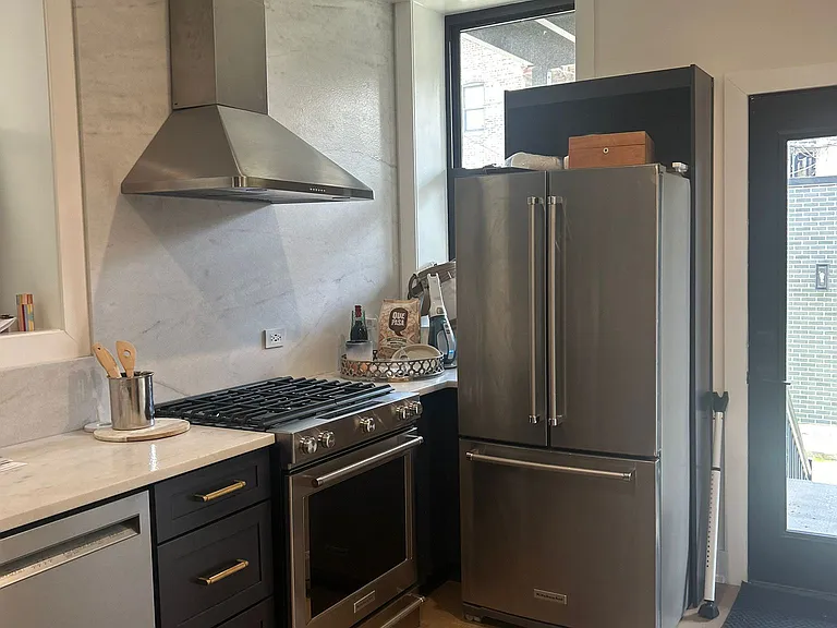 5333 S Maryland Ave #1 — Photo 7