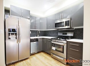 3039 32nd St APT 2B, Astoria, NY 11102