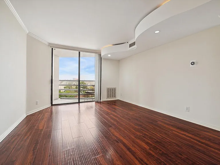 3525 Sage Rd #512 — Photo 7