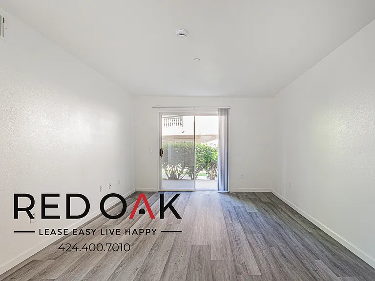 32325 S Pasadena St #111 — Photo 5