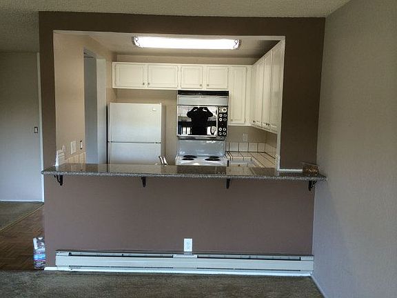 5th image of 316 N El Camino Real APT 318